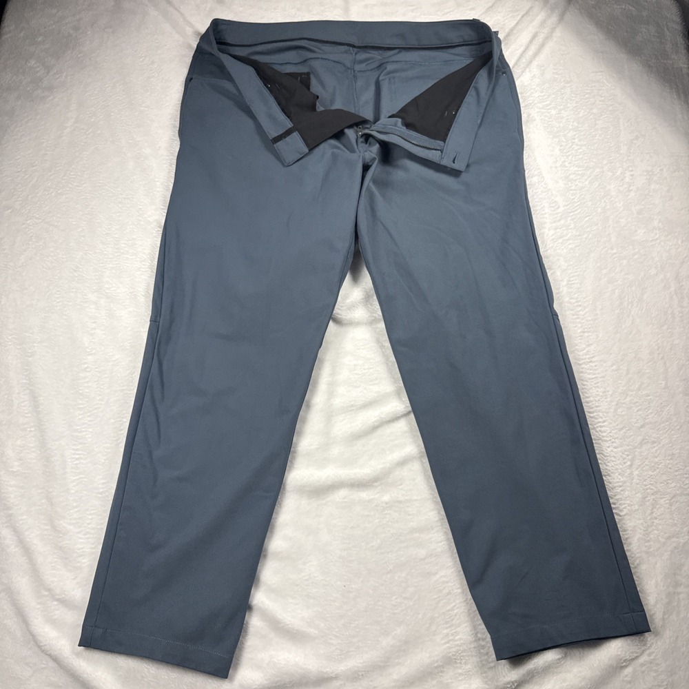 Lululemon Men's 38x28 ABC Classic Fit Five Pocket Pants Light Blue Warpstreme